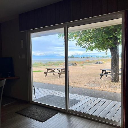 Sea Edge Motel Parksville Eksteriør bilde
