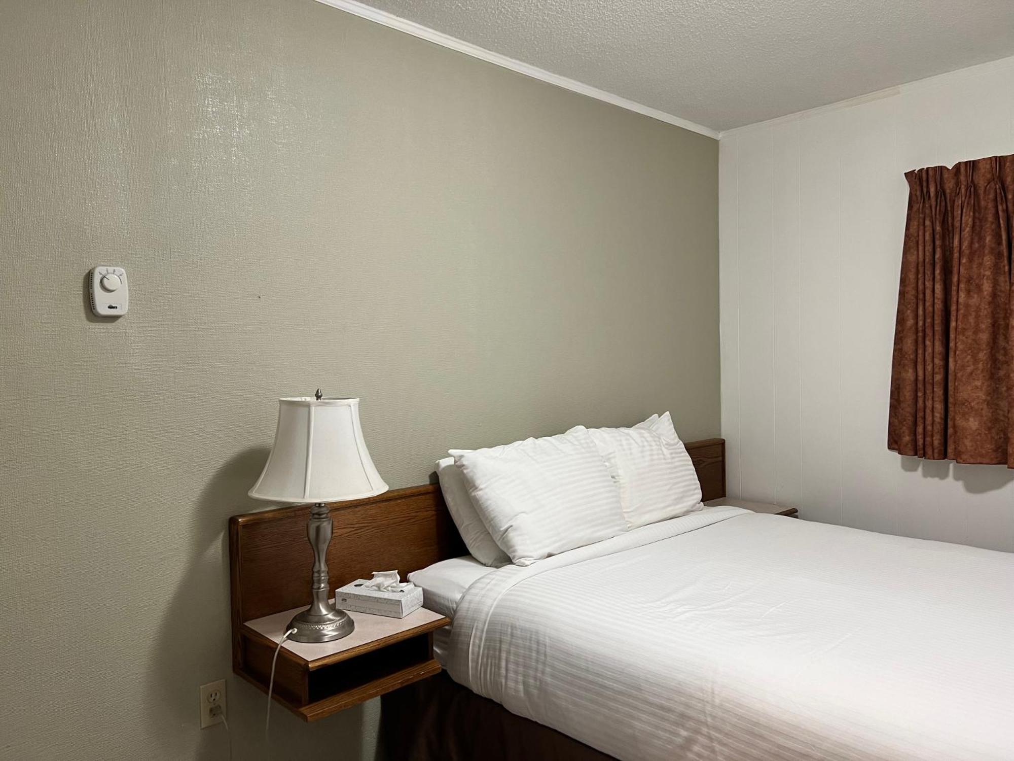 Sea Edge Motel Parksville Rom bilde