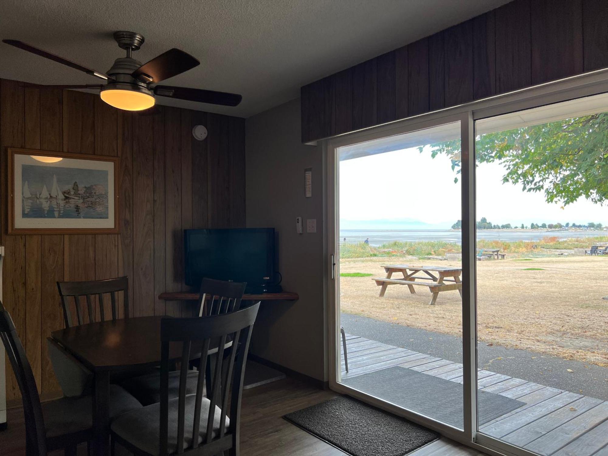 Sea Edge Motel Parksville Rom bilde